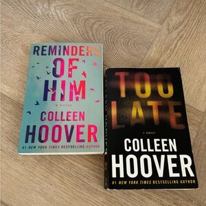 Colleen Hoover Book Bundle- “Reminders of Him” & “Too Late”